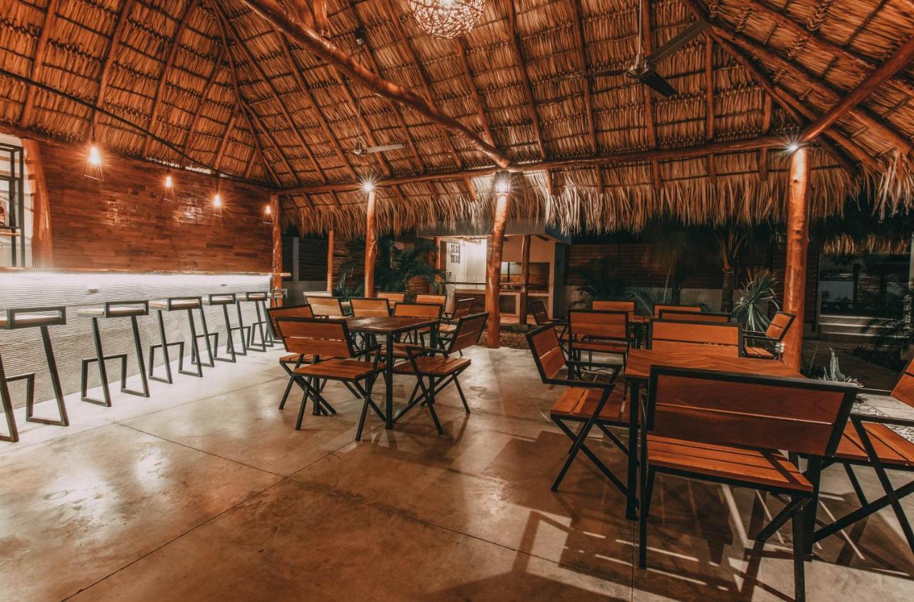 El Pez Surf Hotel بوبويو المظهر الخارجي الصورة