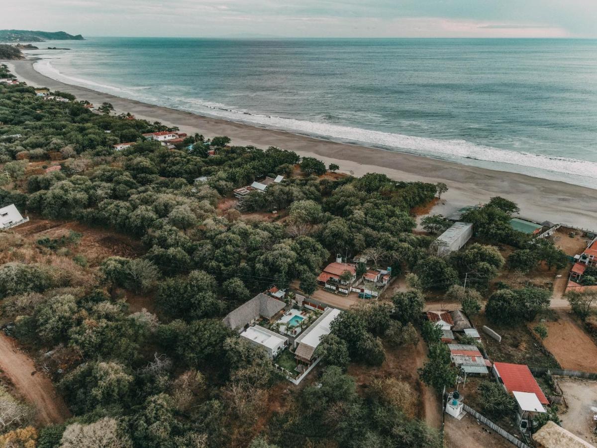 El Pez Surf Hotel بوبويو المظهر الخارجي الصورة